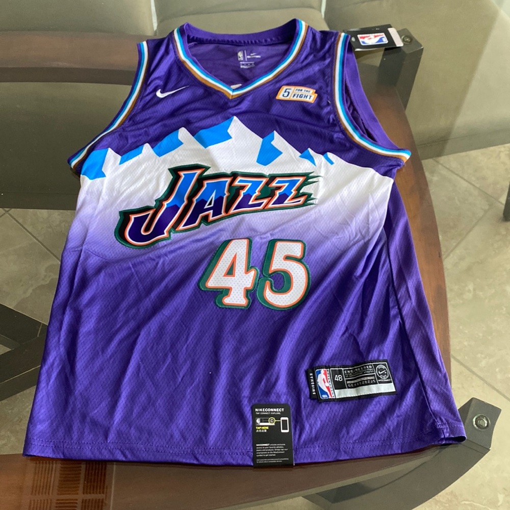 Donavan Mitchell jersey